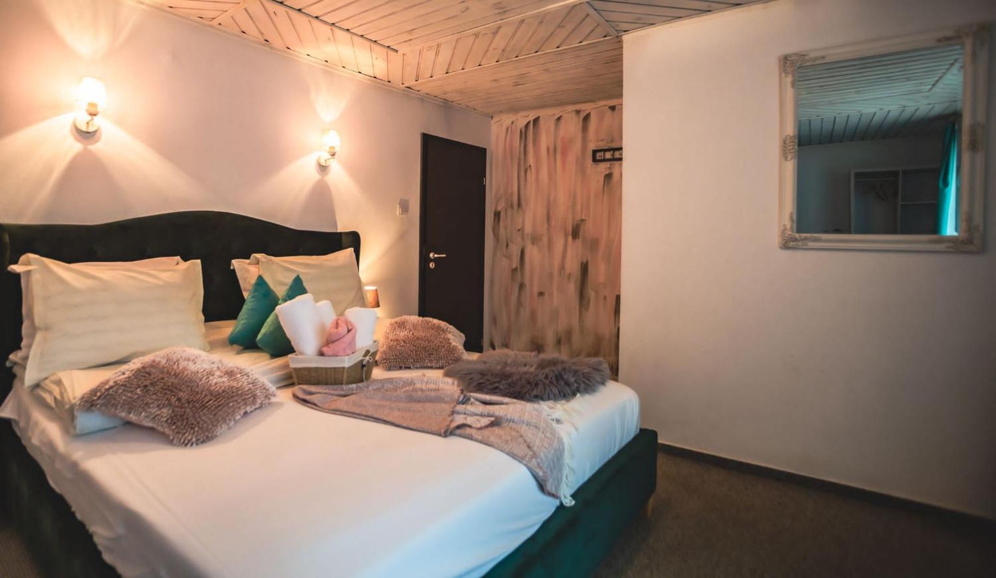 Anelisse Inn 모시유드서스 외부 사진